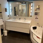 Hotell Les Du Aix-les-Bains