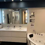 Les Du 4*