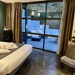 Les Du Hotel