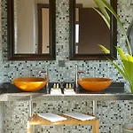 Hotel Les Du 4*