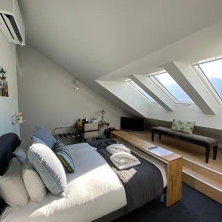 Bed & Breakfast Les Du 4*