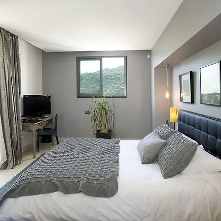 ليه سويتس دو لاك إيكس ليه با