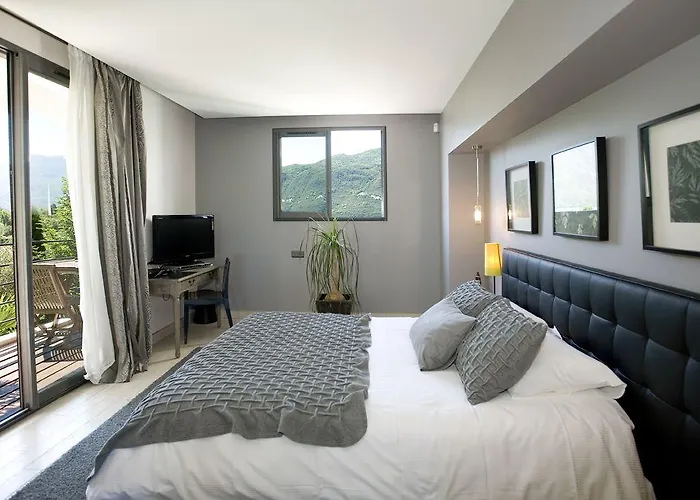 Les Du Aix-les-Bains