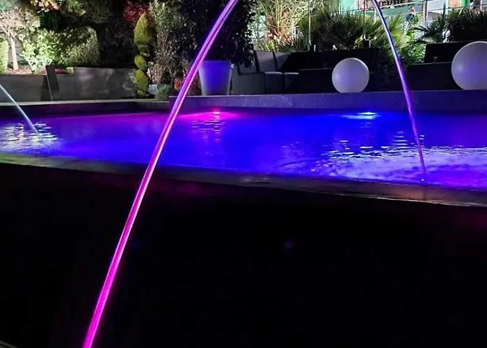 Hotell Les Du Aix-les-Bains